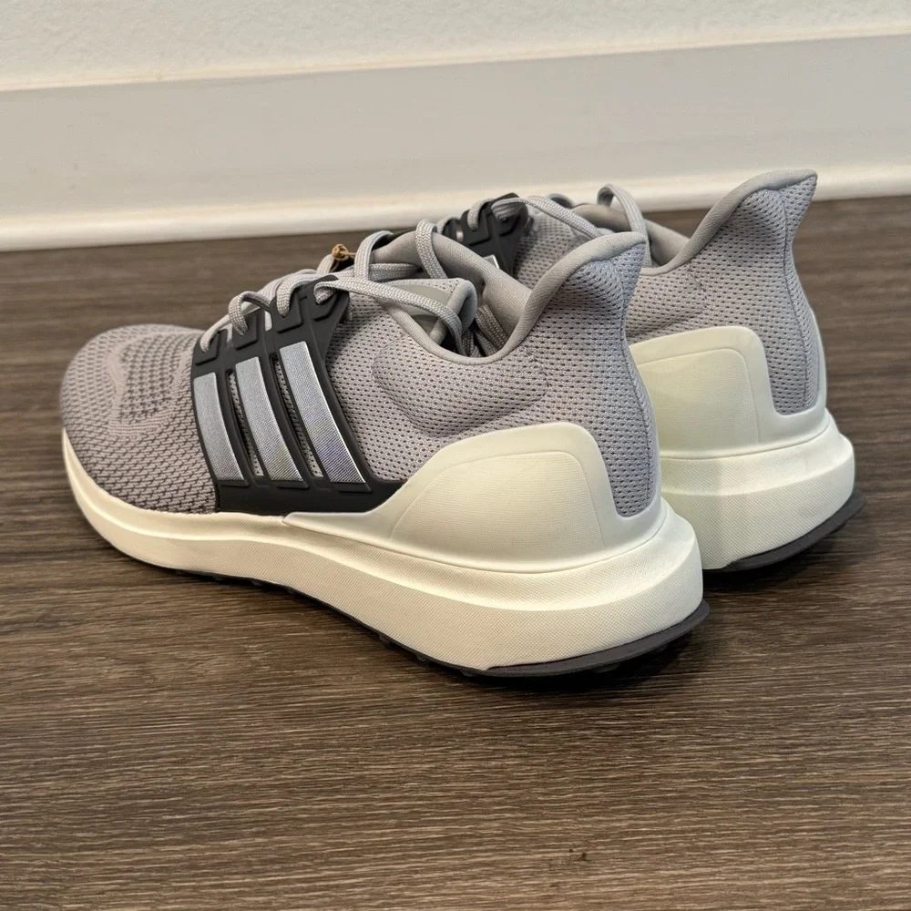 Adidas Ubounce DNA sz 11.5